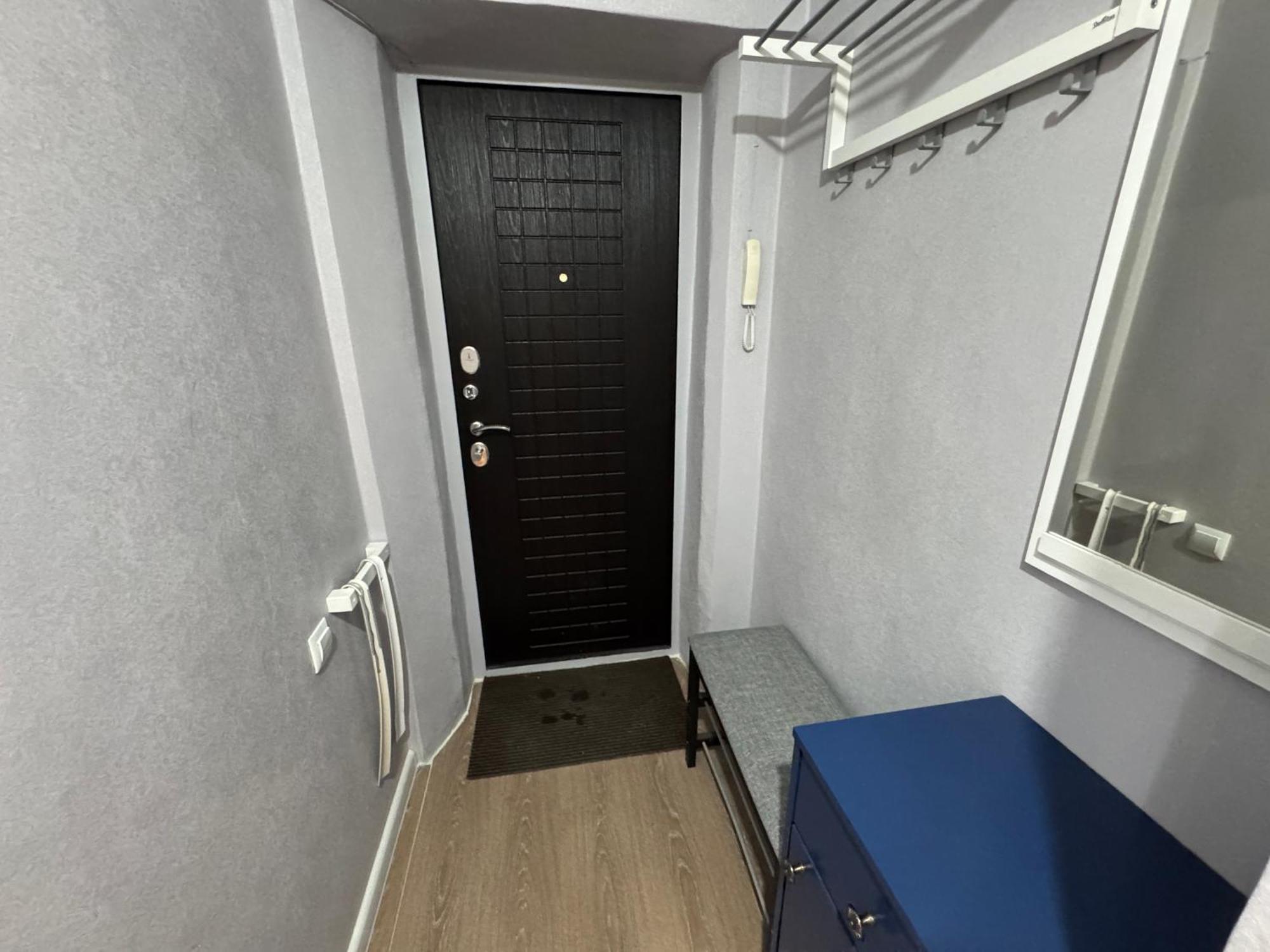 Квартира-студия на улице Басенова, 45 Алма Ата Стая снимка